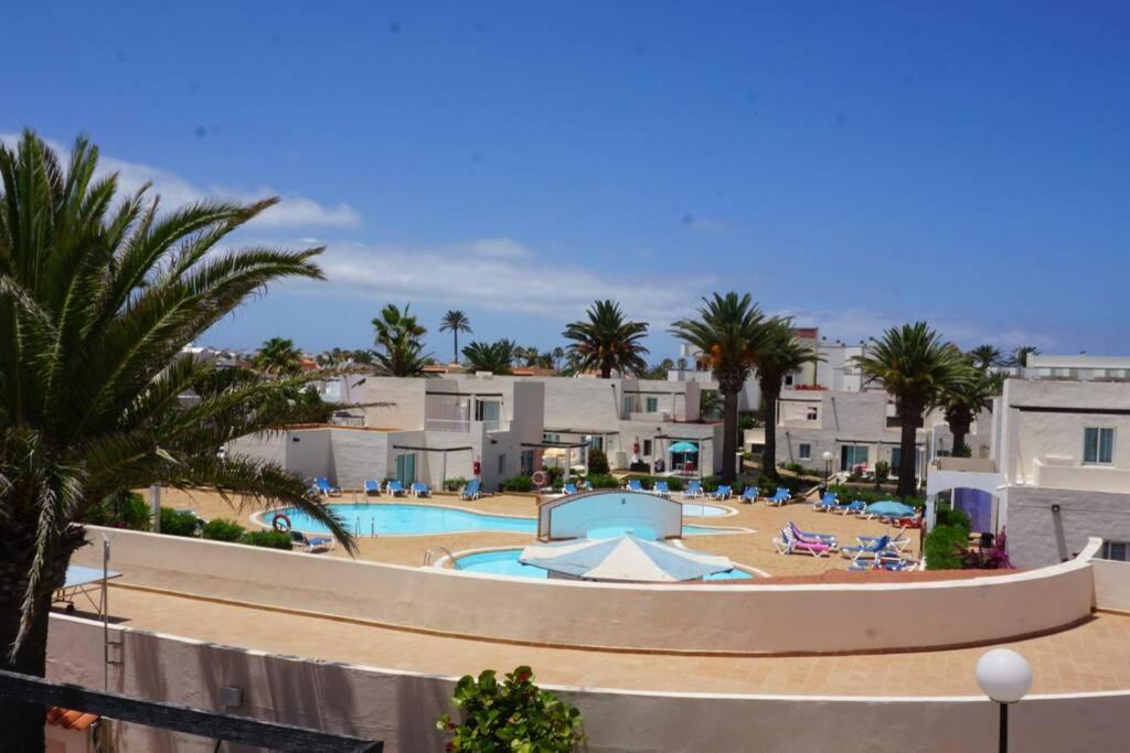 Apartamento Recien Reformado En Centro A Tres Minutos De La Playa Apartment Corralejo Luaran gambar