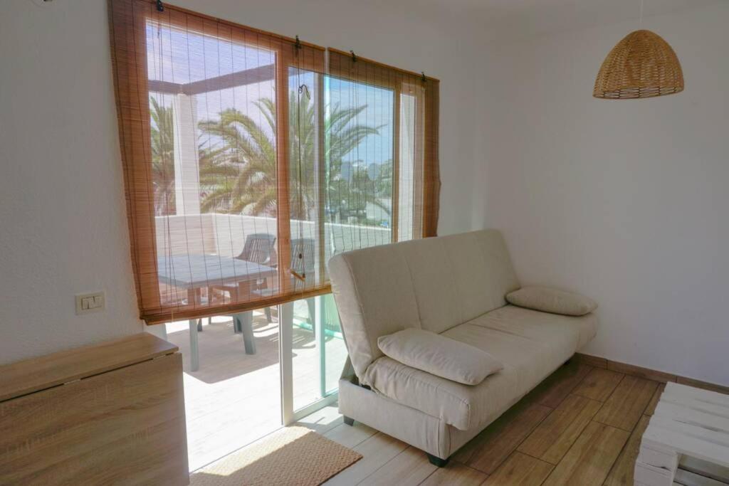 Apartamento Recien Reformado En Centro A Tres Minutos De La Playa Apartment Corralejo Luaran gambar